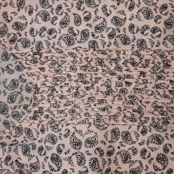 Women's Roz & Ali 2X Blouse - Picture 4 of 4